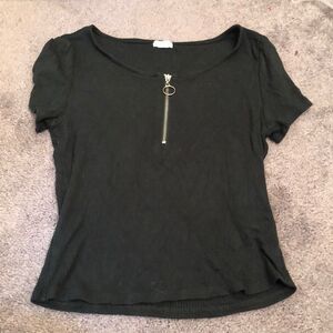 Garage medium pullover crop top